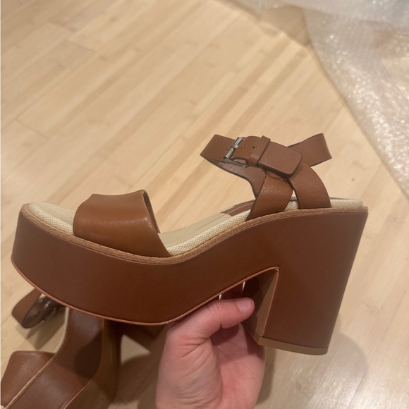 Dolce Vita Brown Platform Sandals NWOB Sz 7.5 - Picture 5 of 5